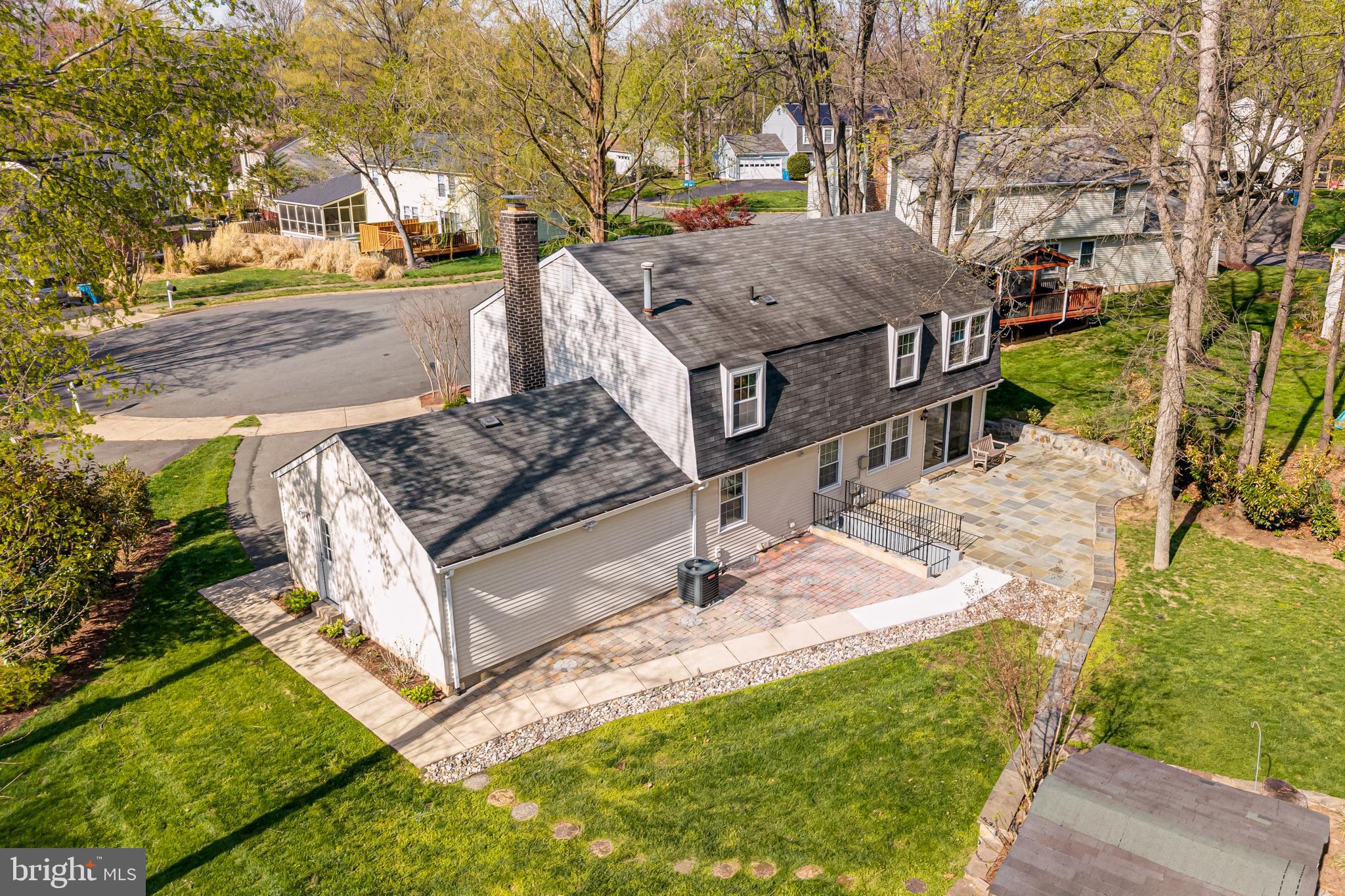 RESTON - Residential