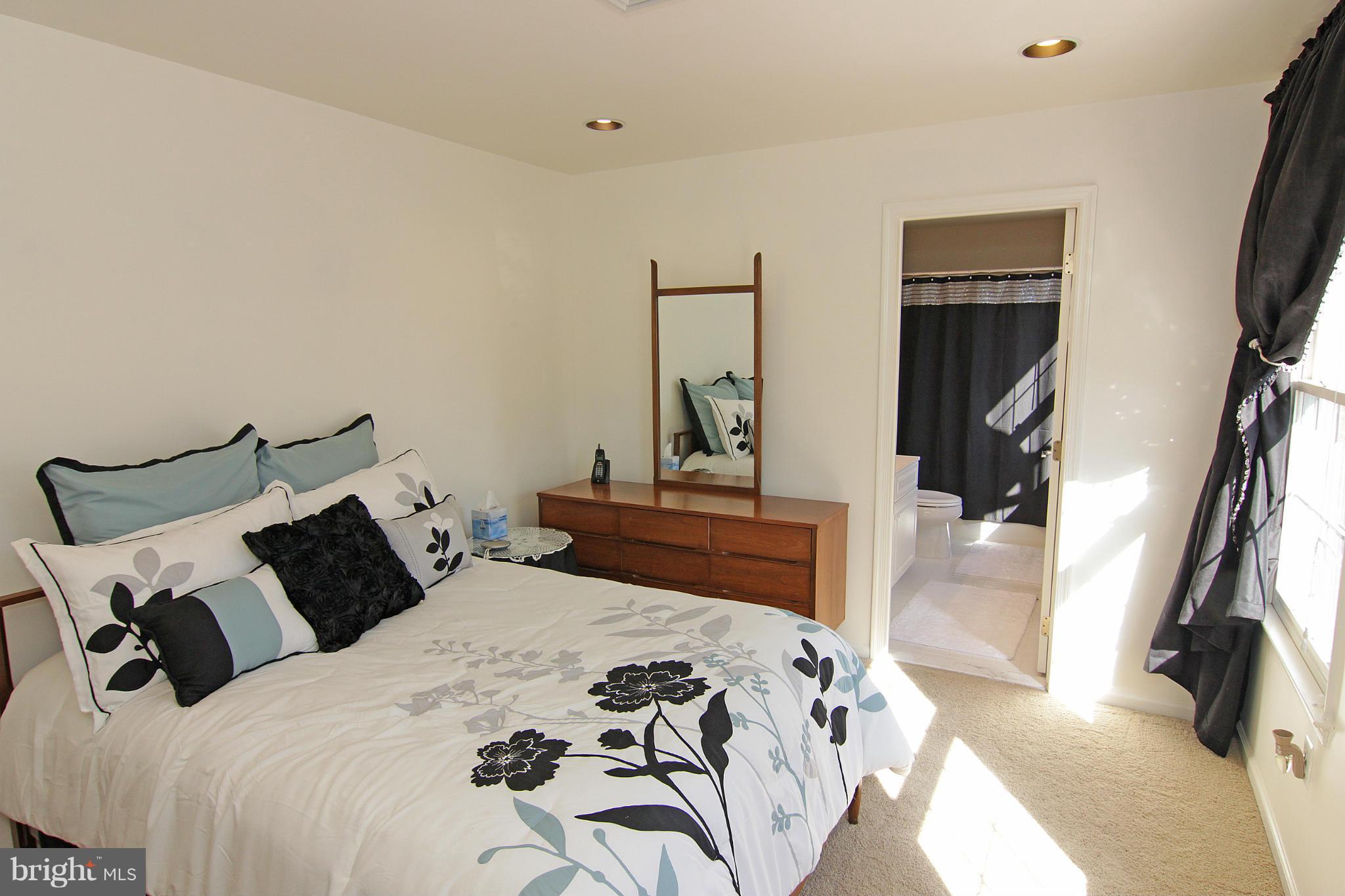 WOLFTRAP VALE - Residential