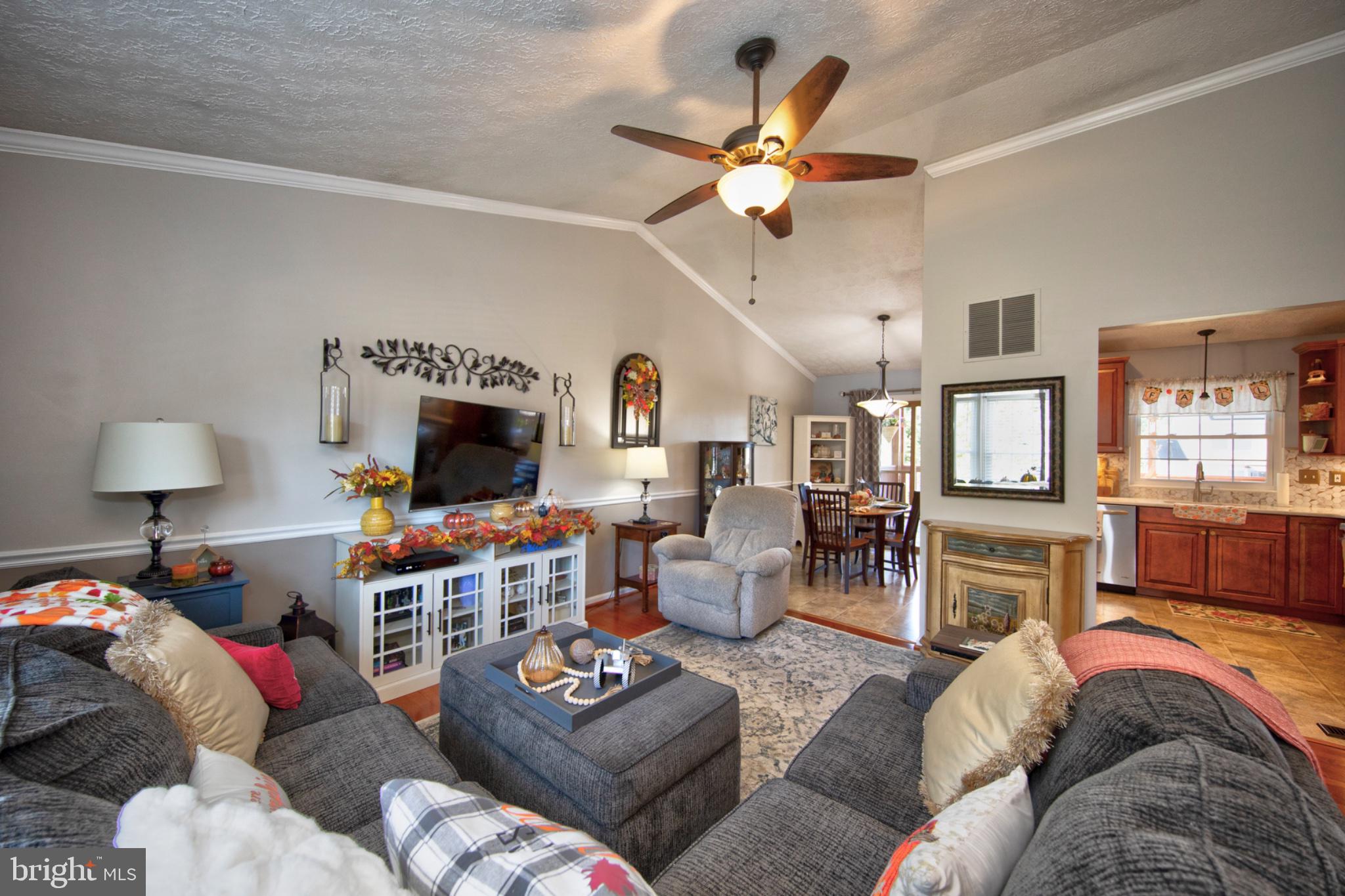 211 DRAKE COURT
