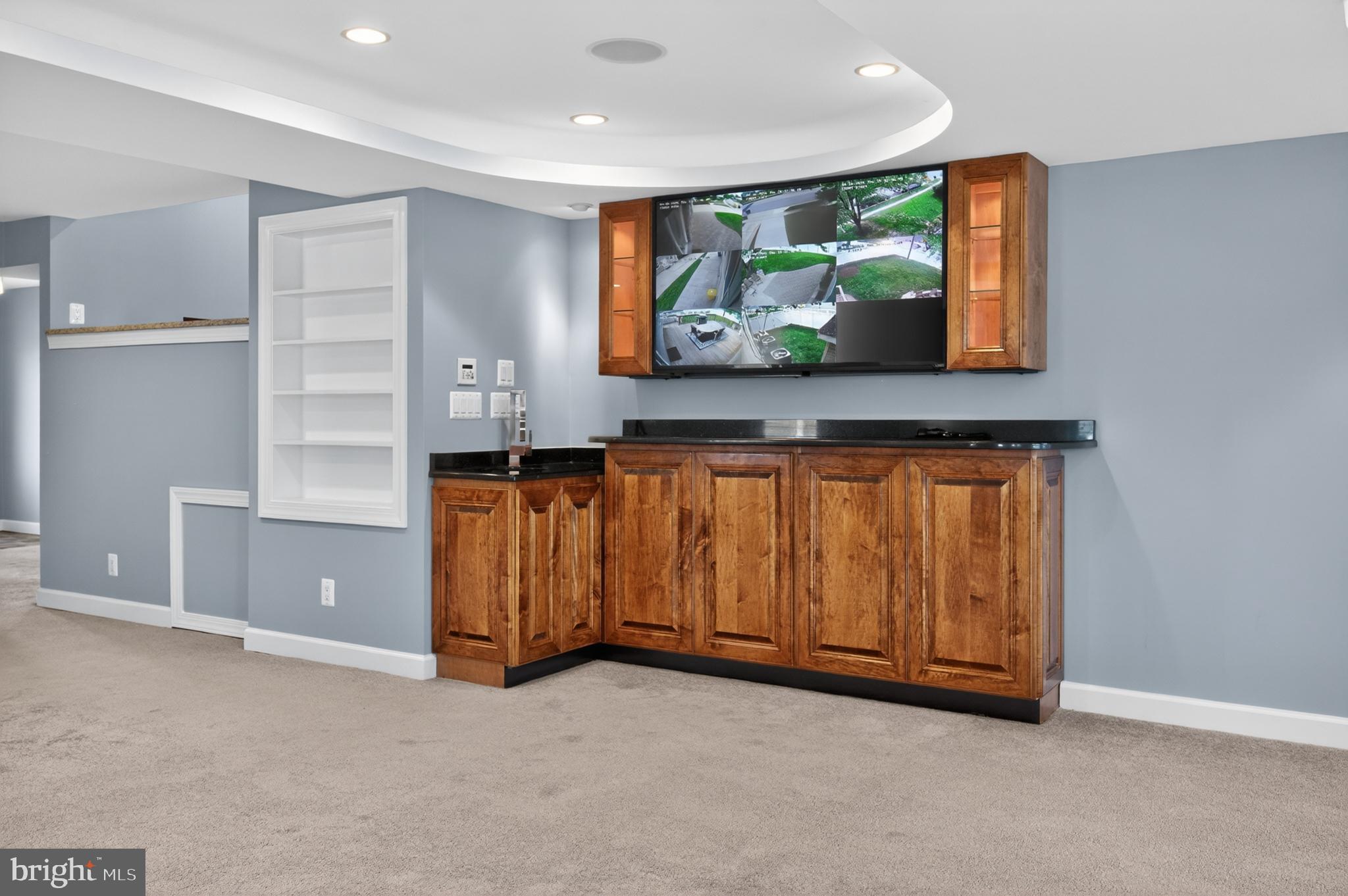 CRESTWOOD - Residential