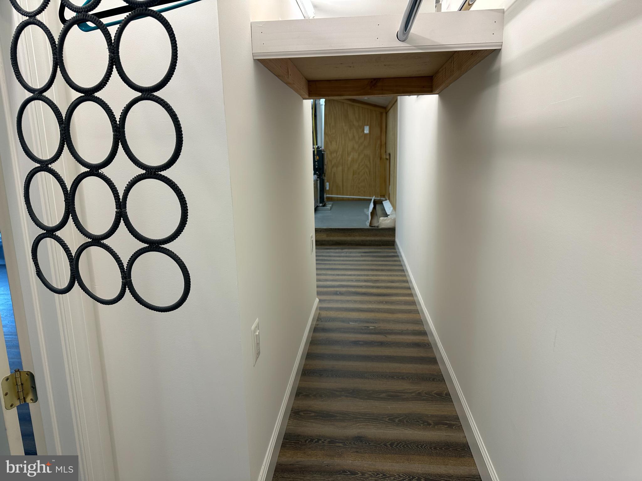 CRESTWOOD - Residential