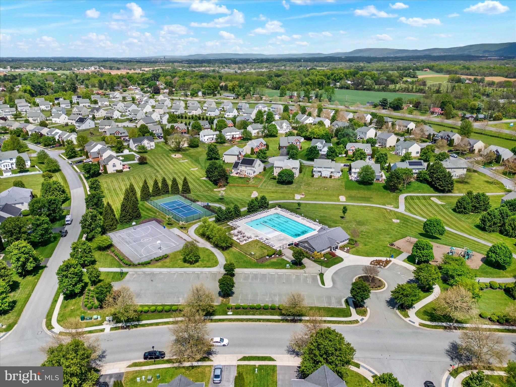 WESTFIELDS - Residential