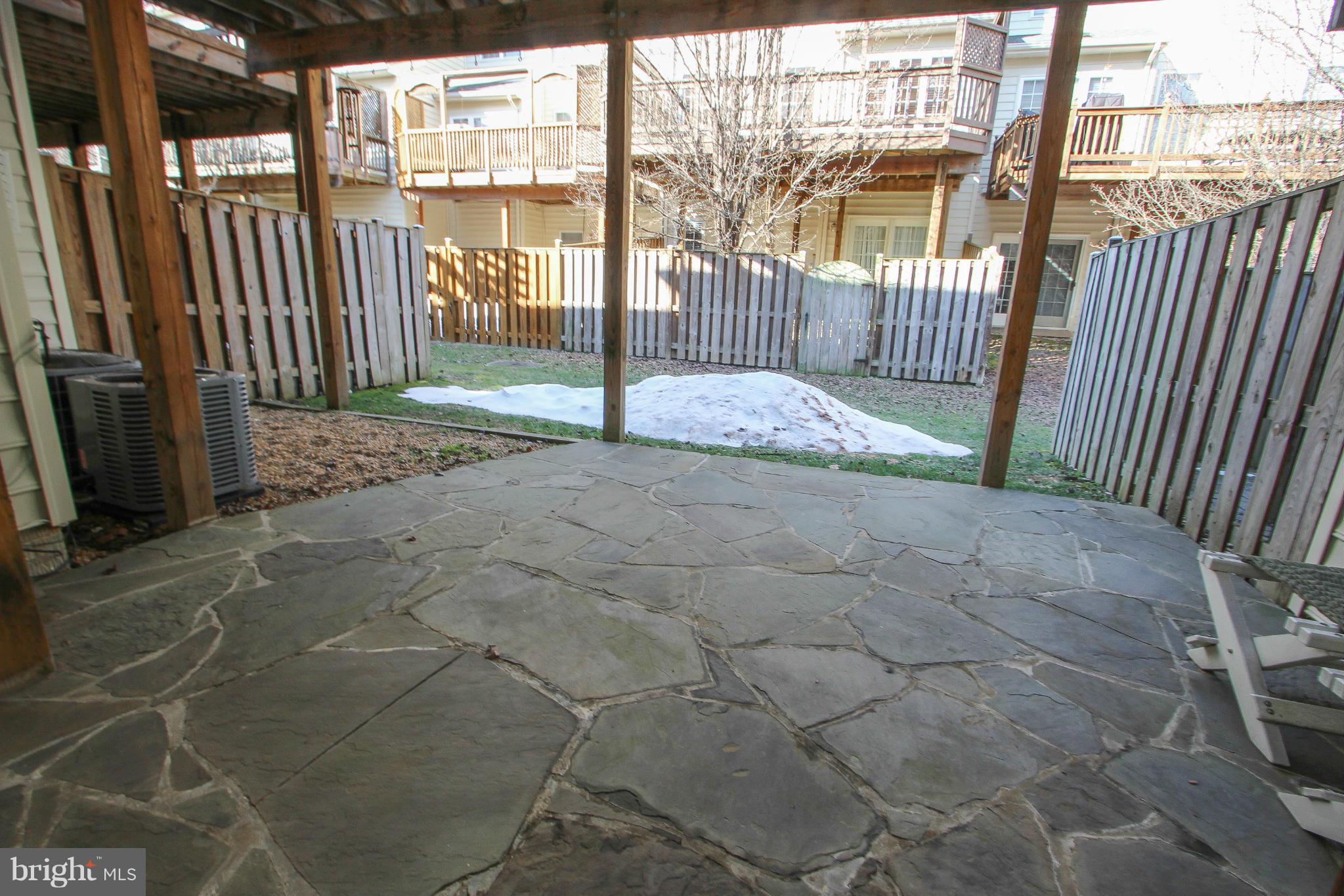 SOUTH RIDING - Residential