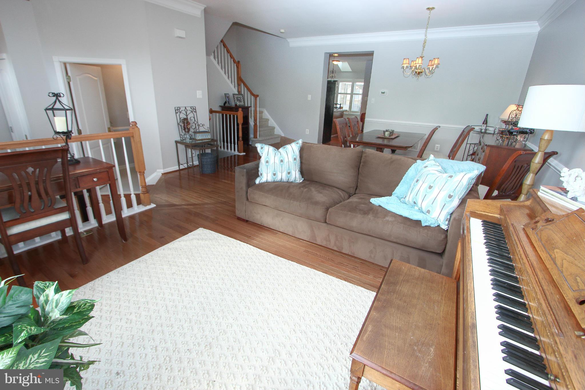 SOUTH RIDING - Residential