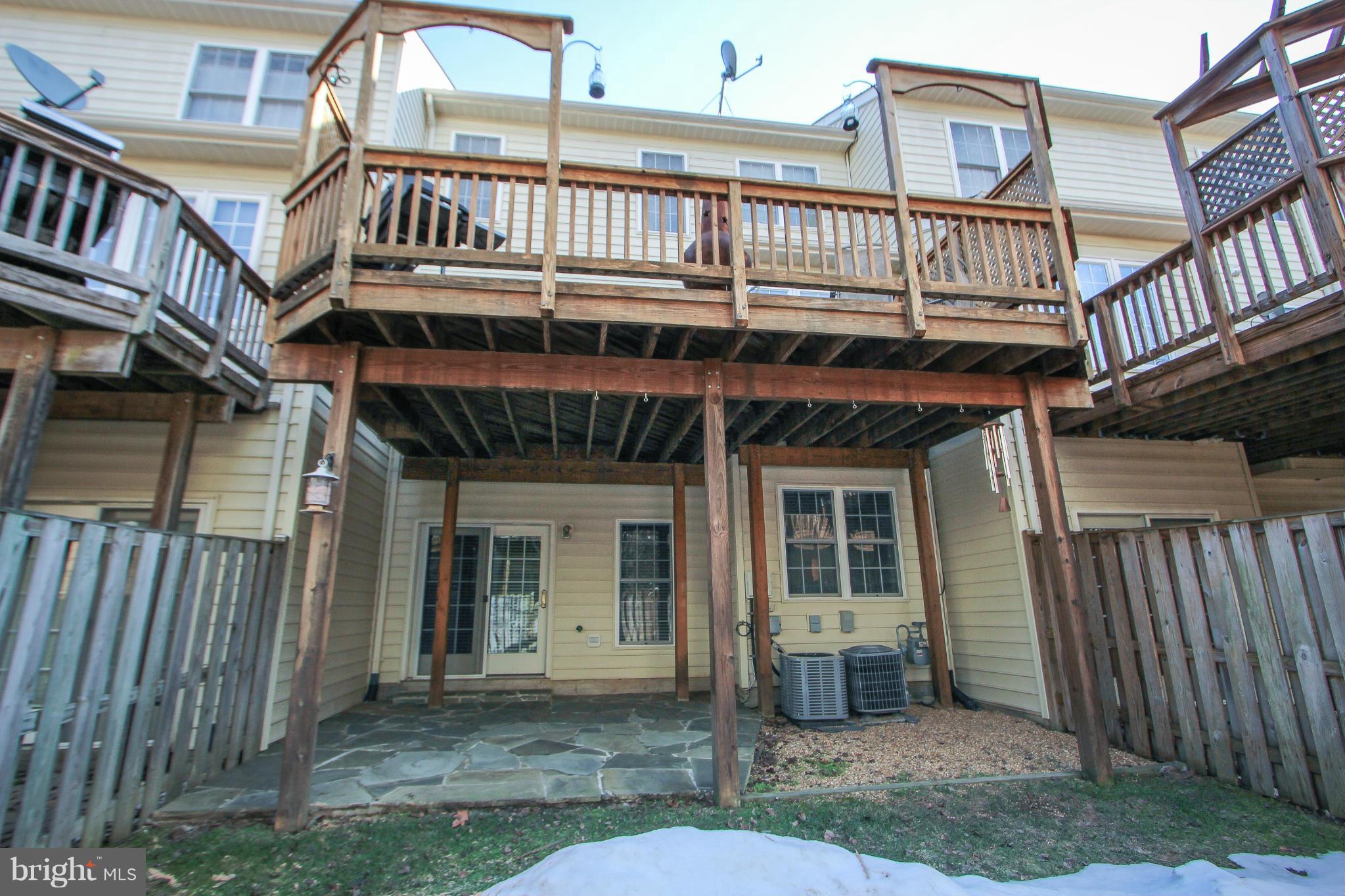 SOUTH RIDING - Residential