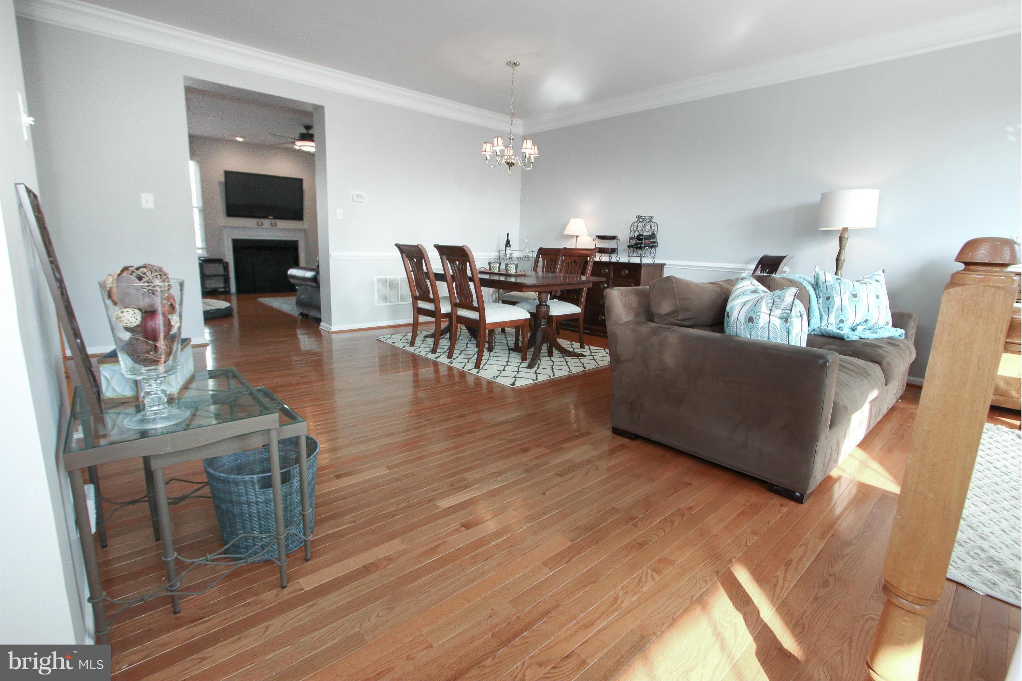 SOUTH RIDING - Residential