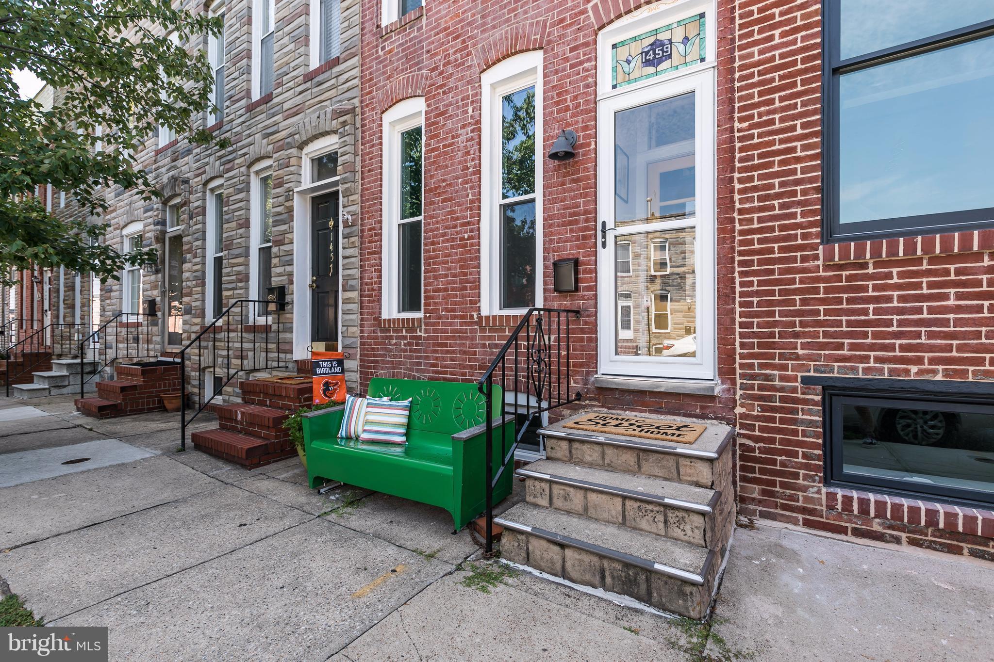 LOCUST POINT - Residential