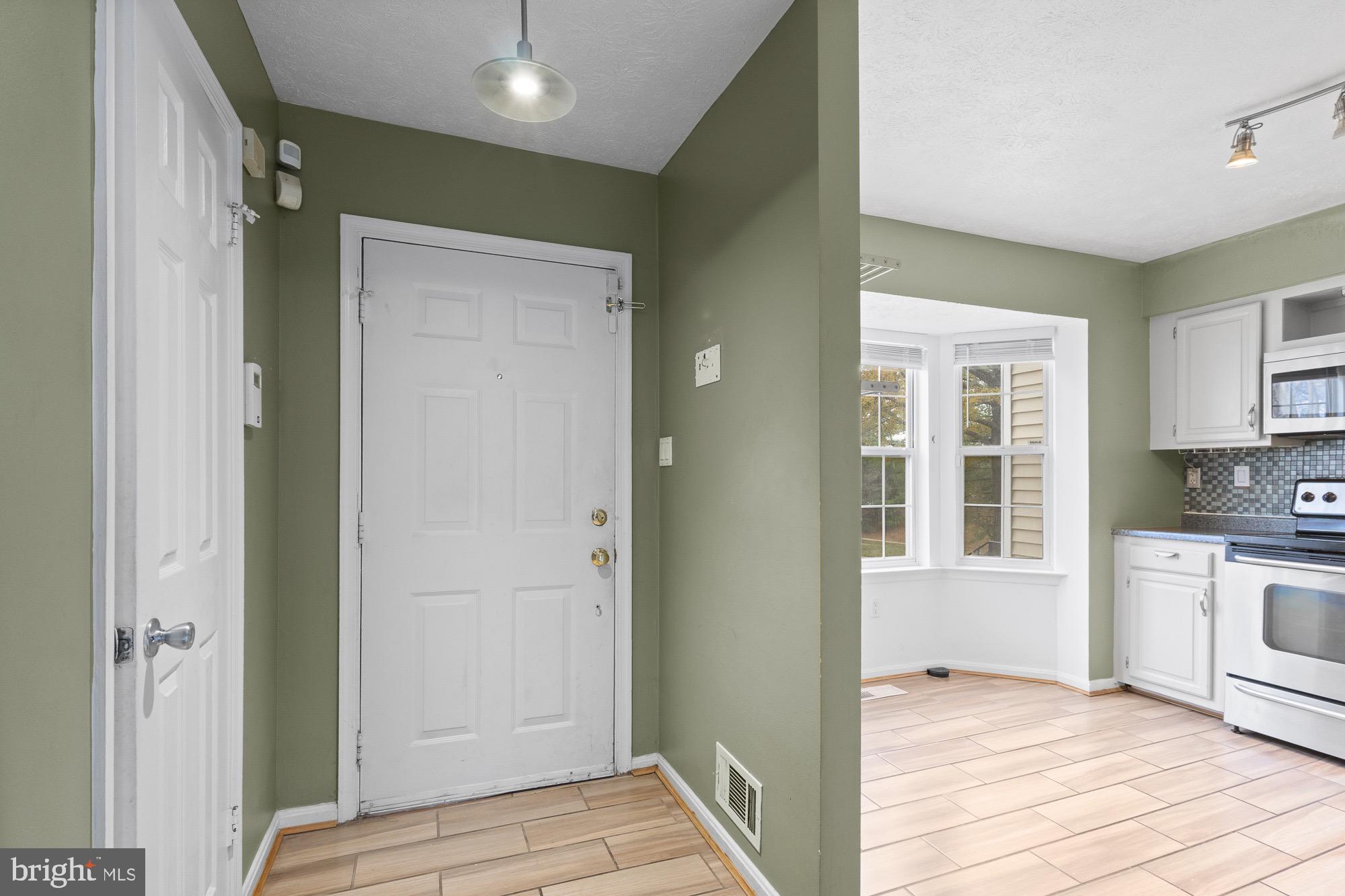 7308 FRANKFORT COURT