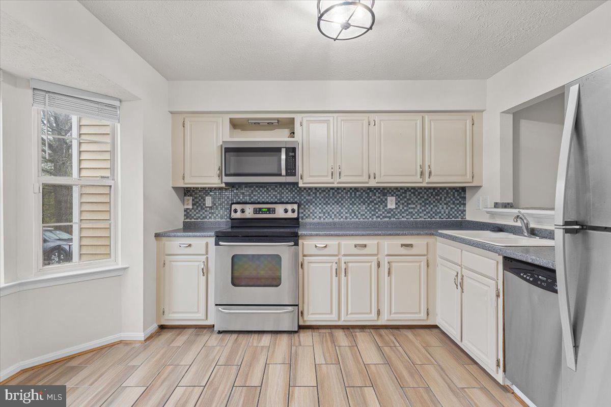 WINDSOR GREEN - Residential