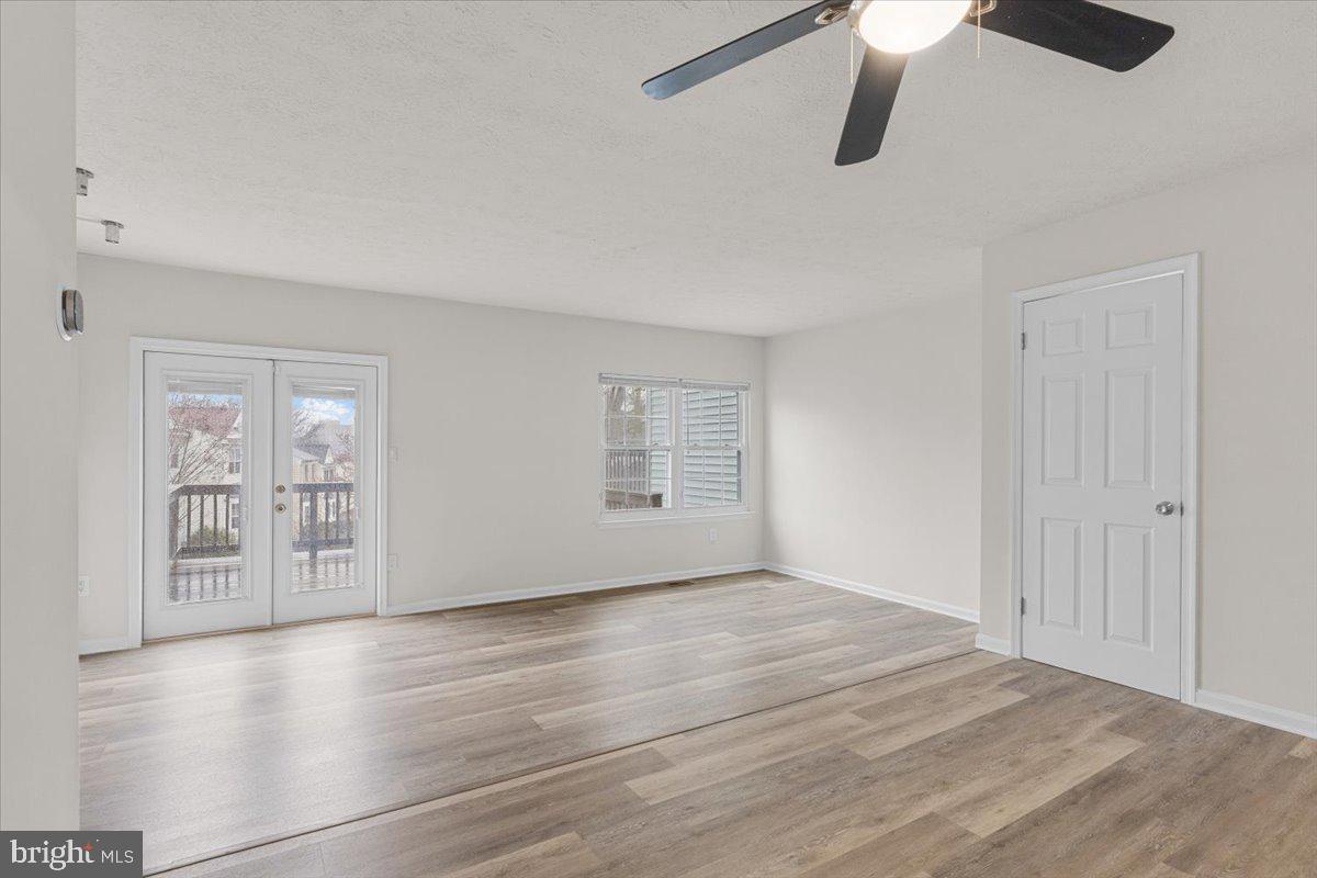 WINDSOR GREEN - Residential