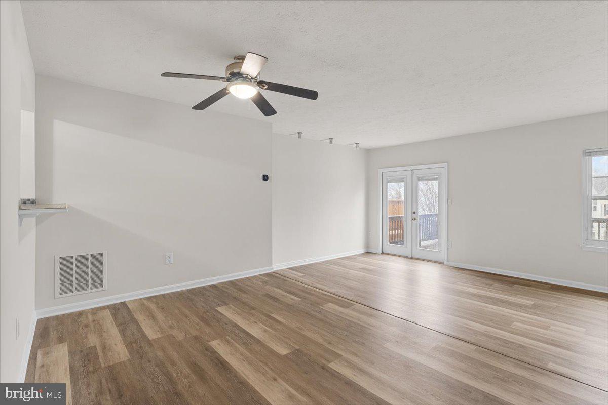 WINDSOR GREEN - Residential