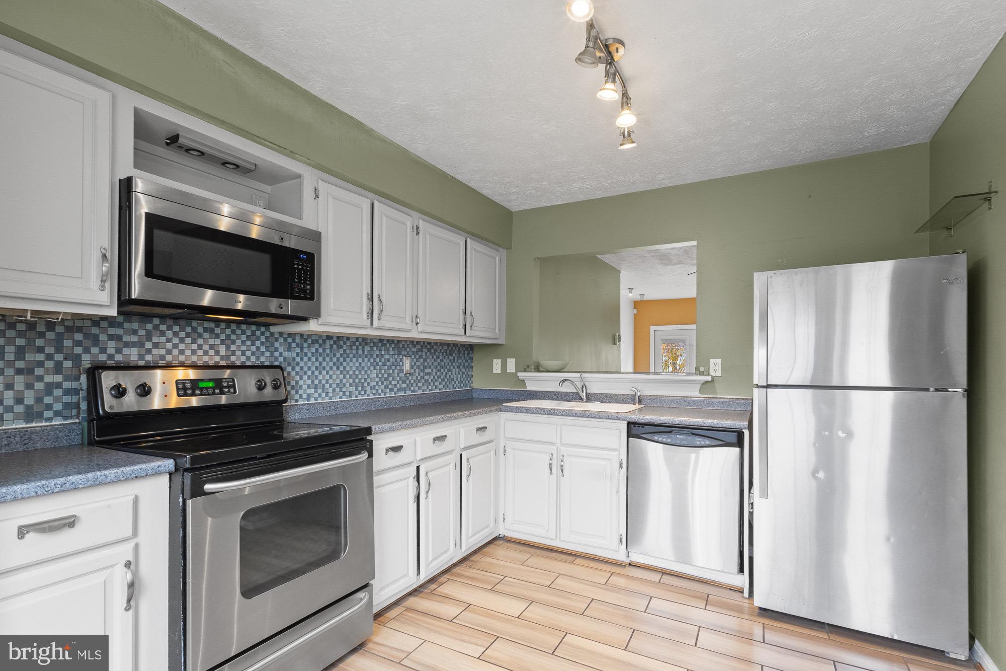 WINDSOR GREEN - Residential