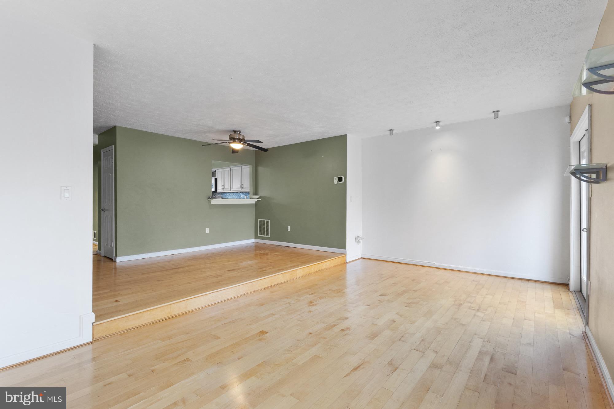 WINDSOR GREEN - Residential