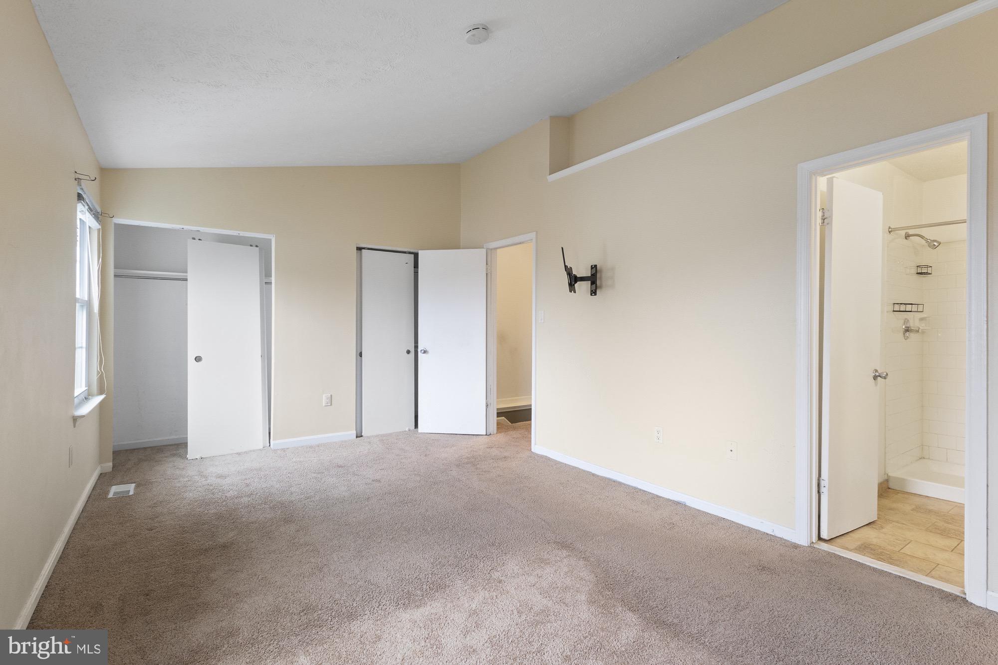 WINDSOR GREEN - Residential