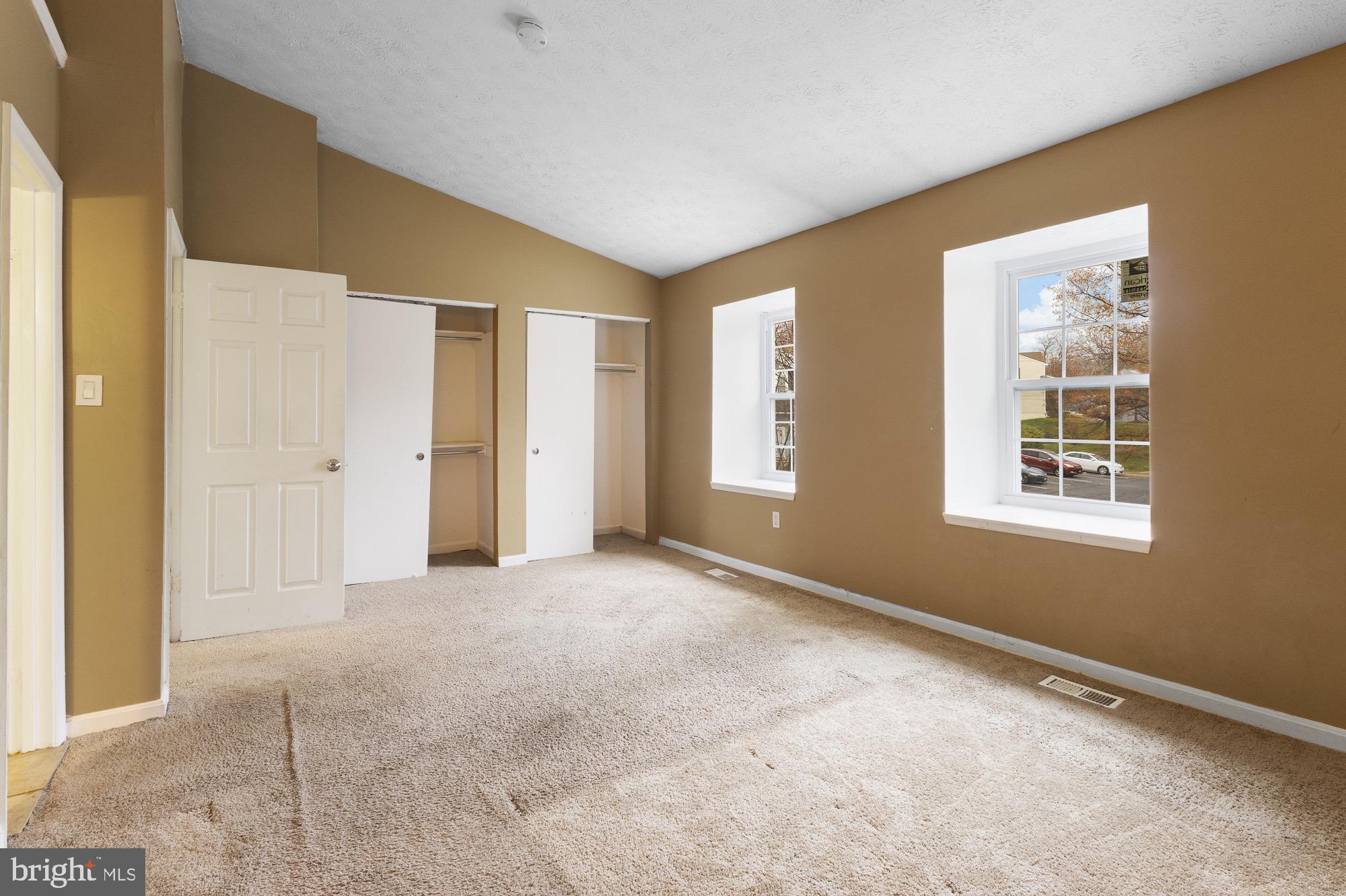 WINDSOR GREEN - Residential