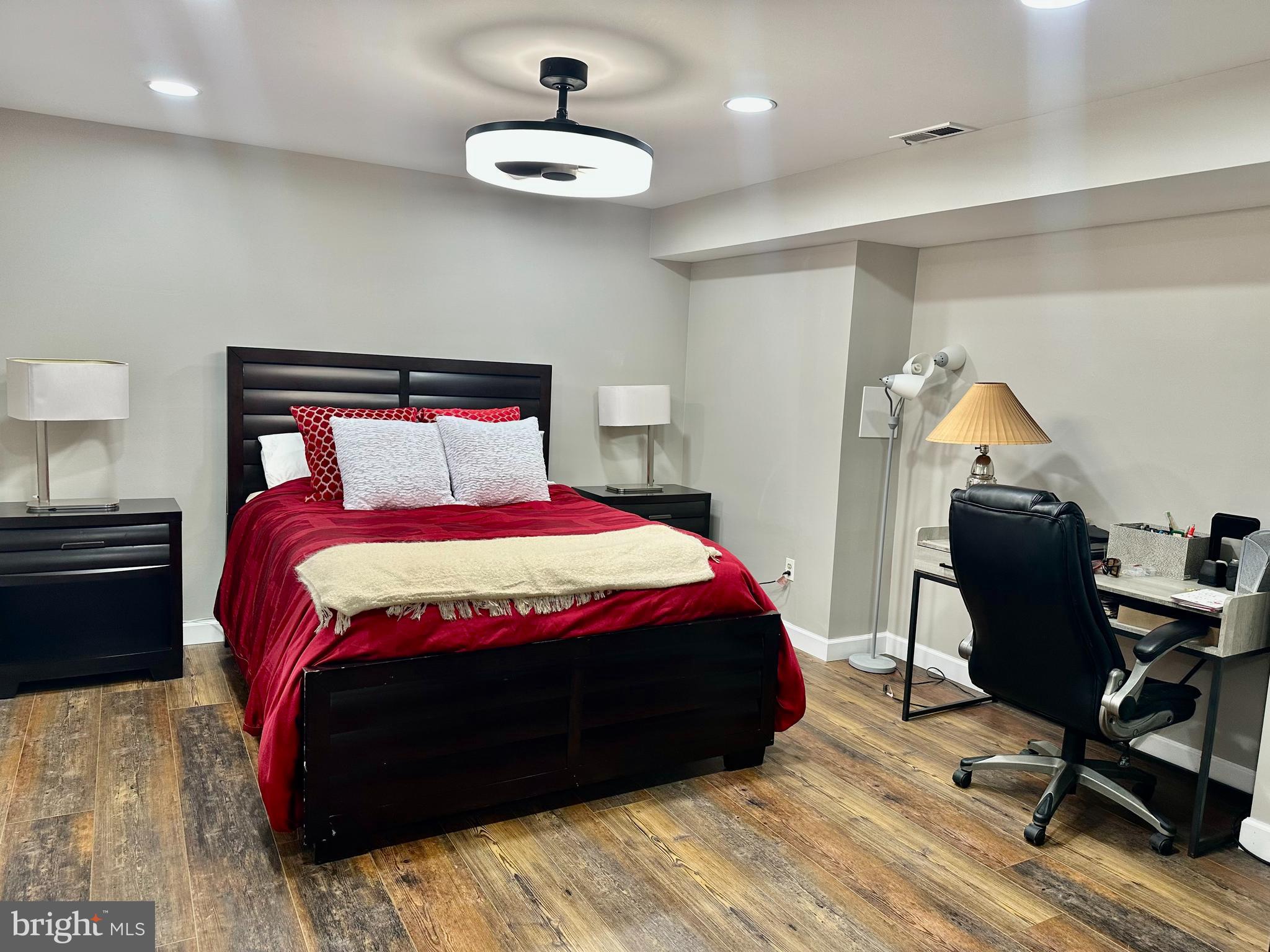 RUXTON CROSSING TOWNHSE - Residential