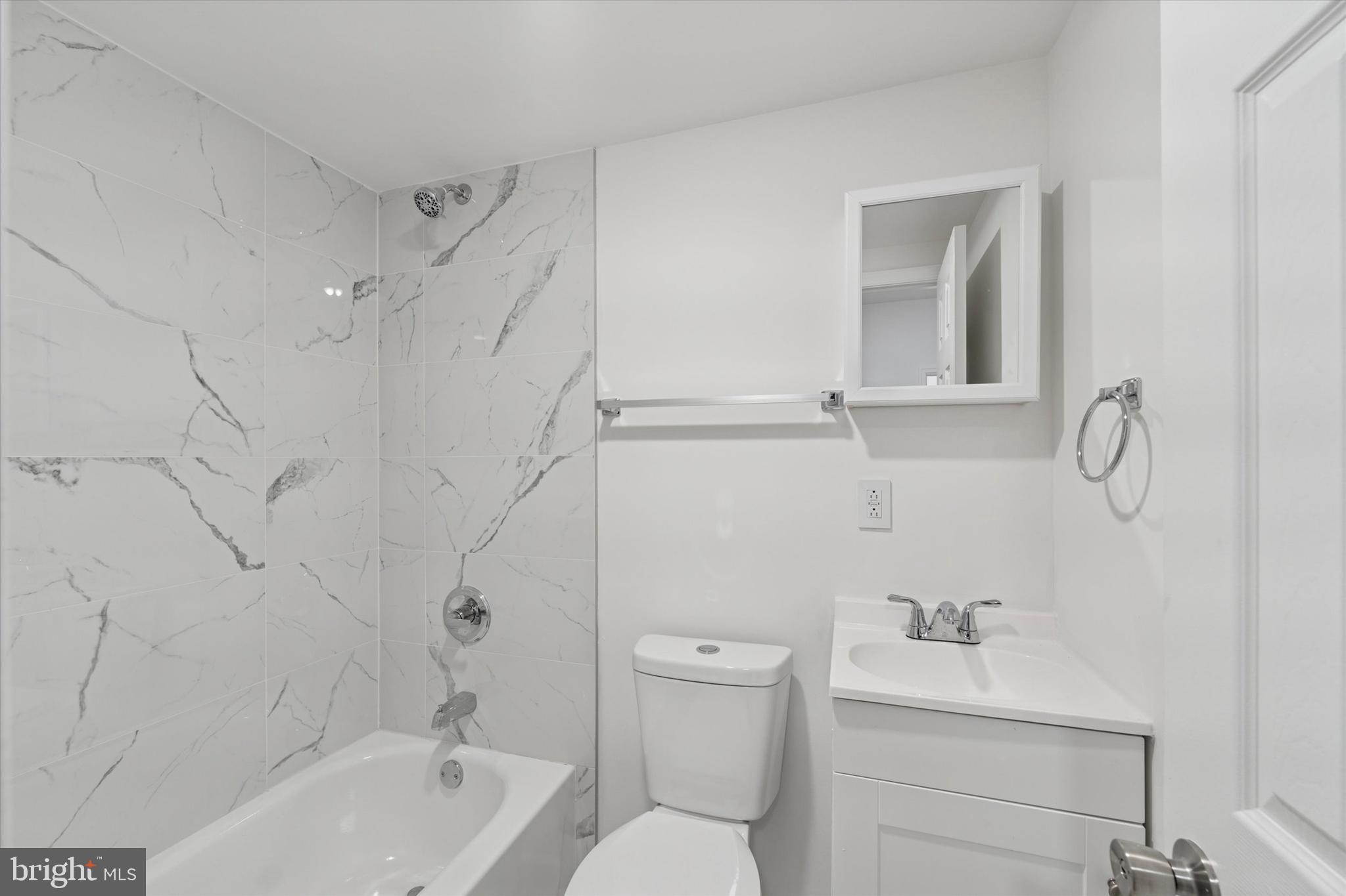 NORTH CENTRAL - Residential Lease