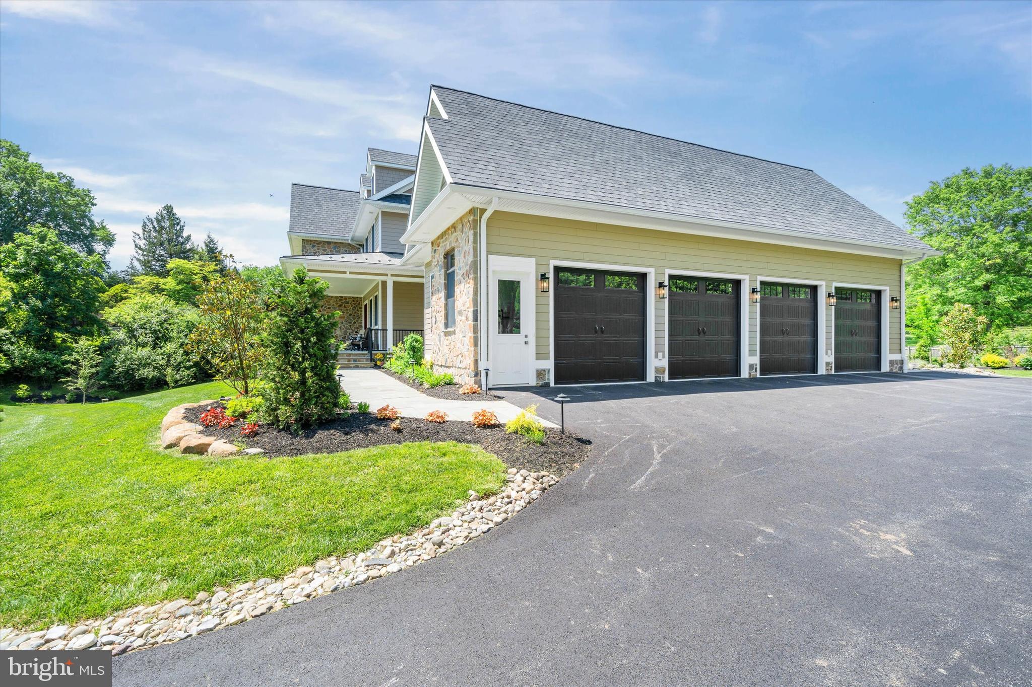 RAINTREE - Residential