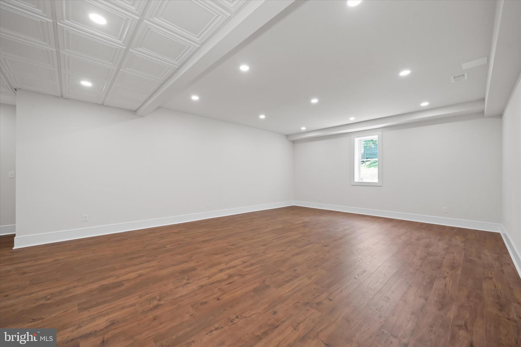 RAINTREE - Residential