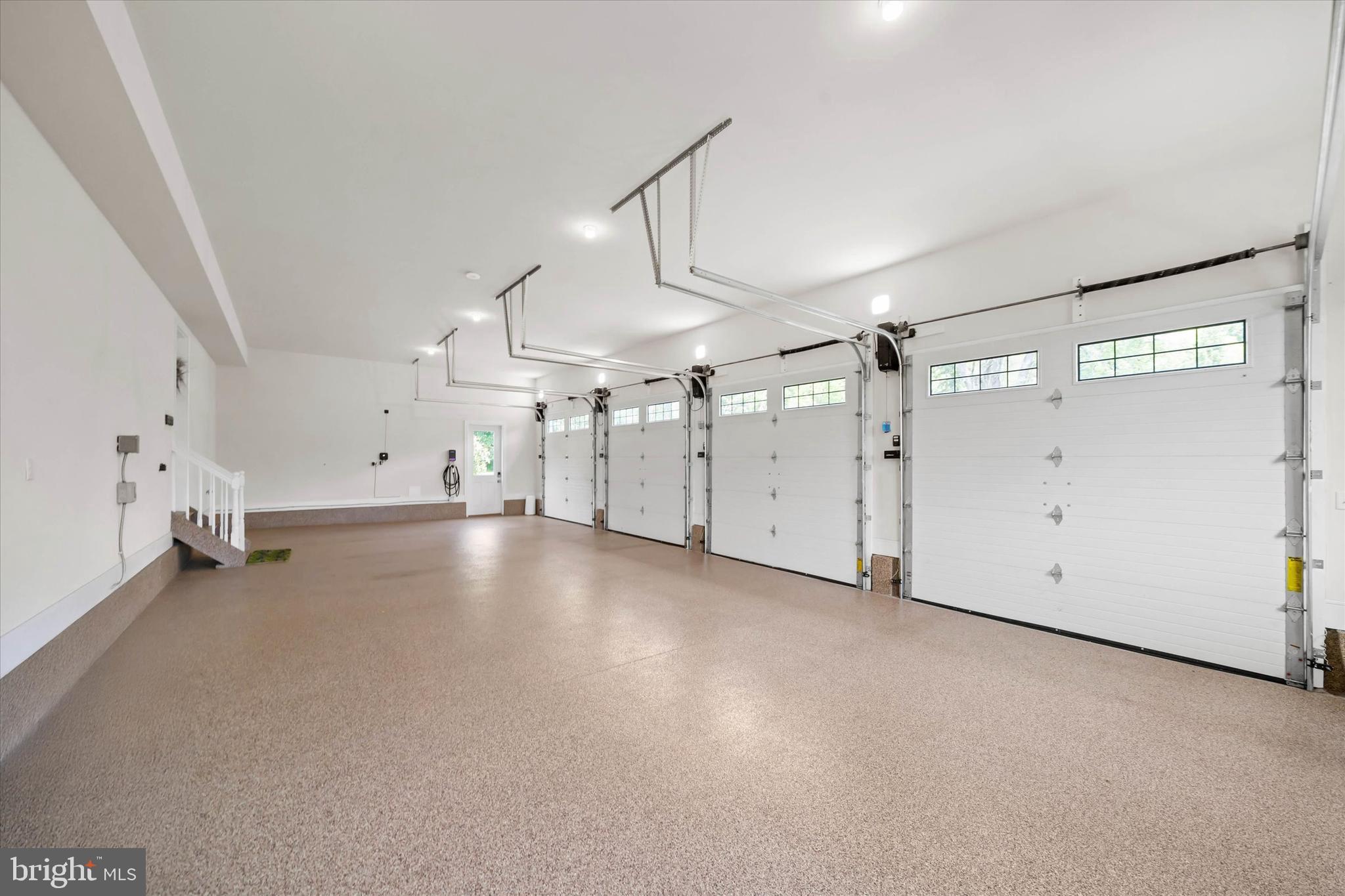 RAINTREE - Residential