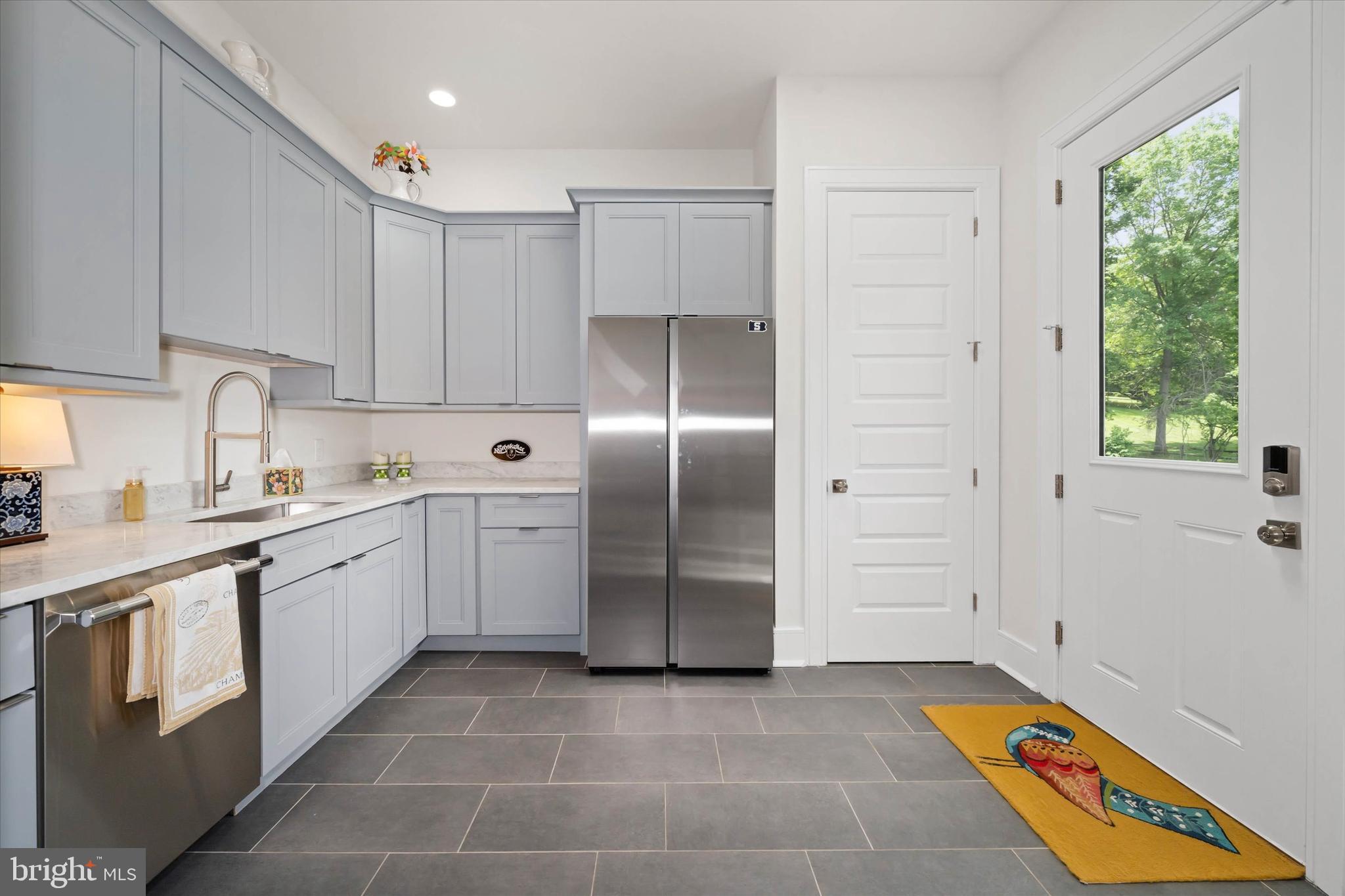 RAINTREE - Residential