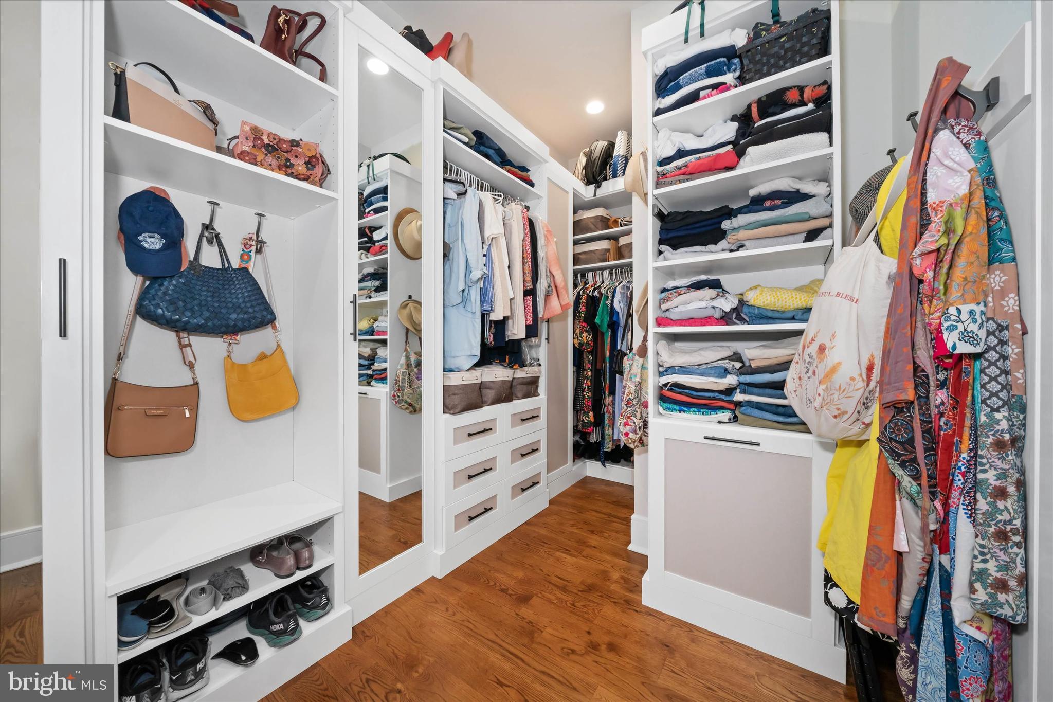 RAINTREE - Residential