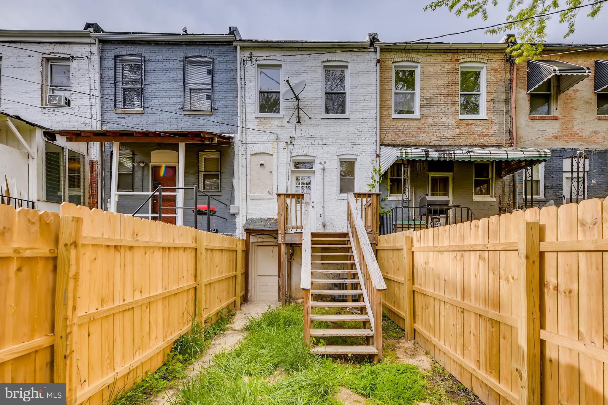 PEN LUCY - Residential