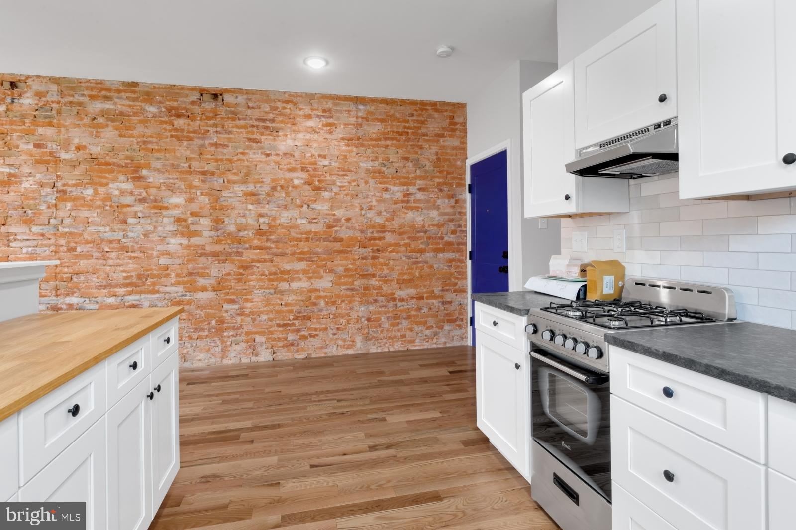 FRANCISVILLE - Residential Lease