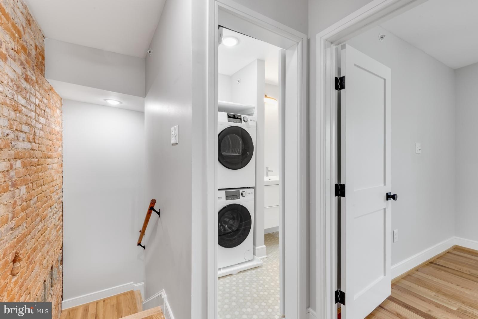 FRANCISVILLE - Residential Lease