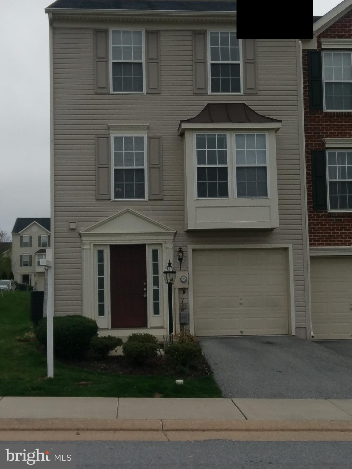 LAKELAND PLACE - Residential