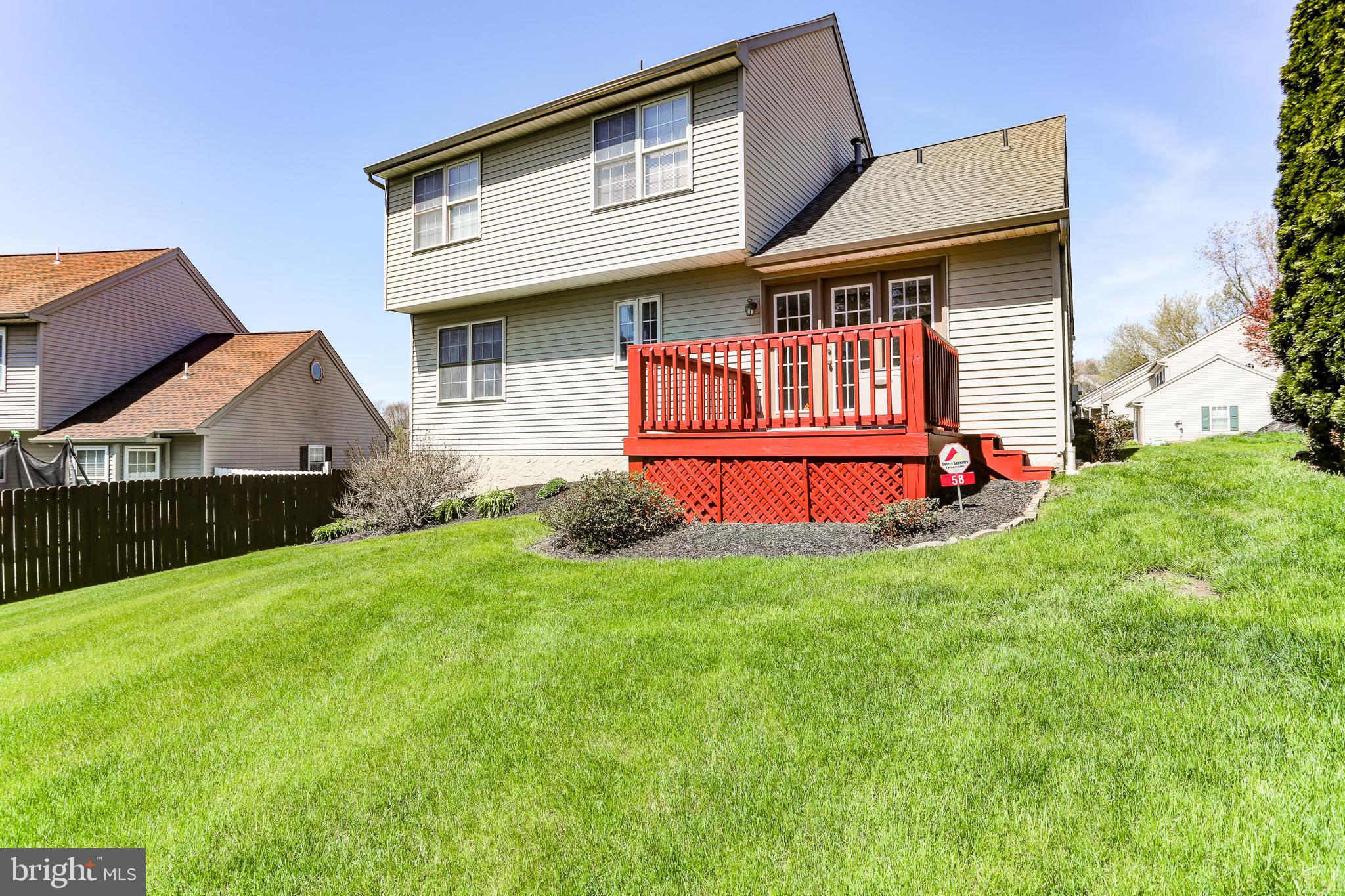 MANOR OAKS - Residential