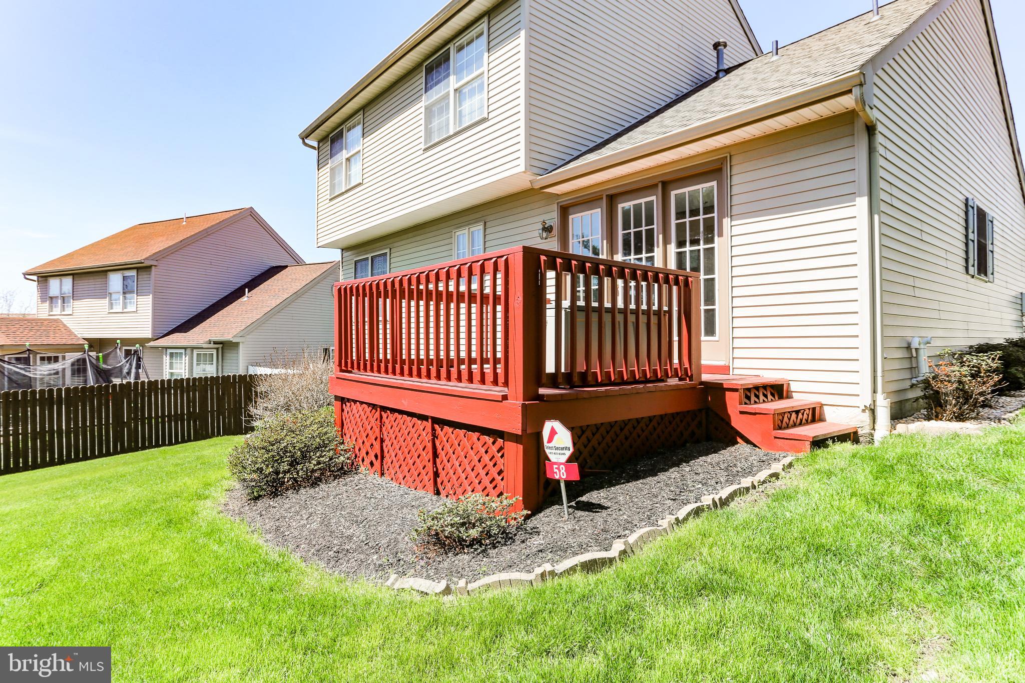 MANOR OAKS - Residential