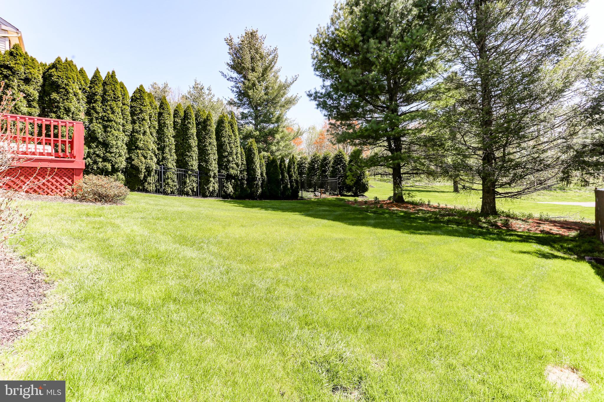 MANOR OAKS - Residential