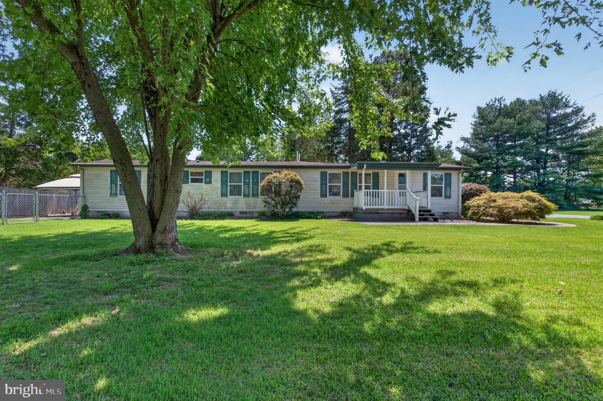 218 POPLAR STREET