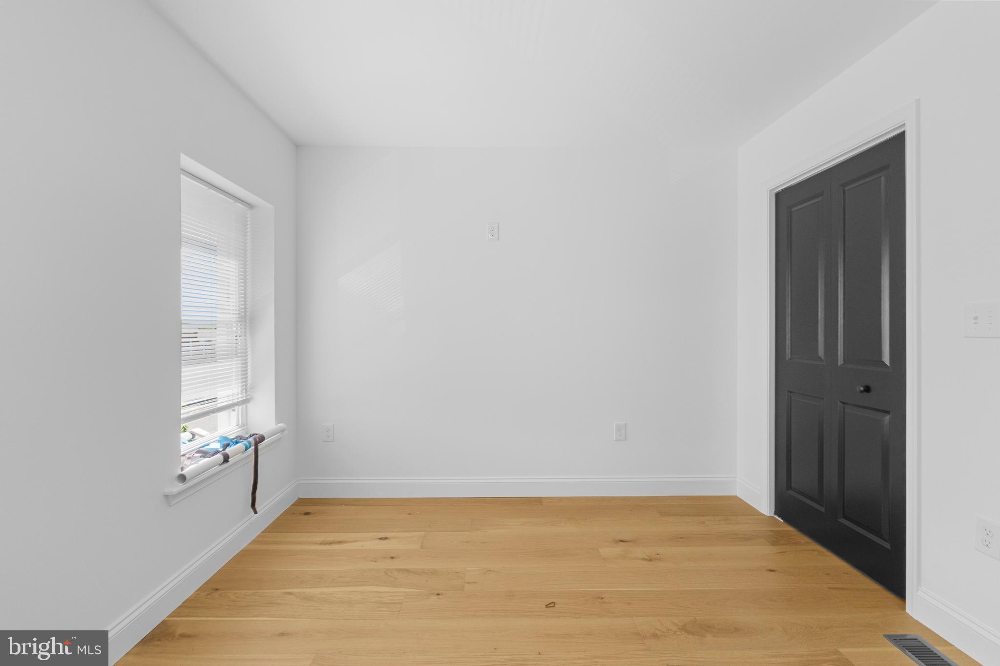 EAST BALTIMORE MIDWAY - Residential