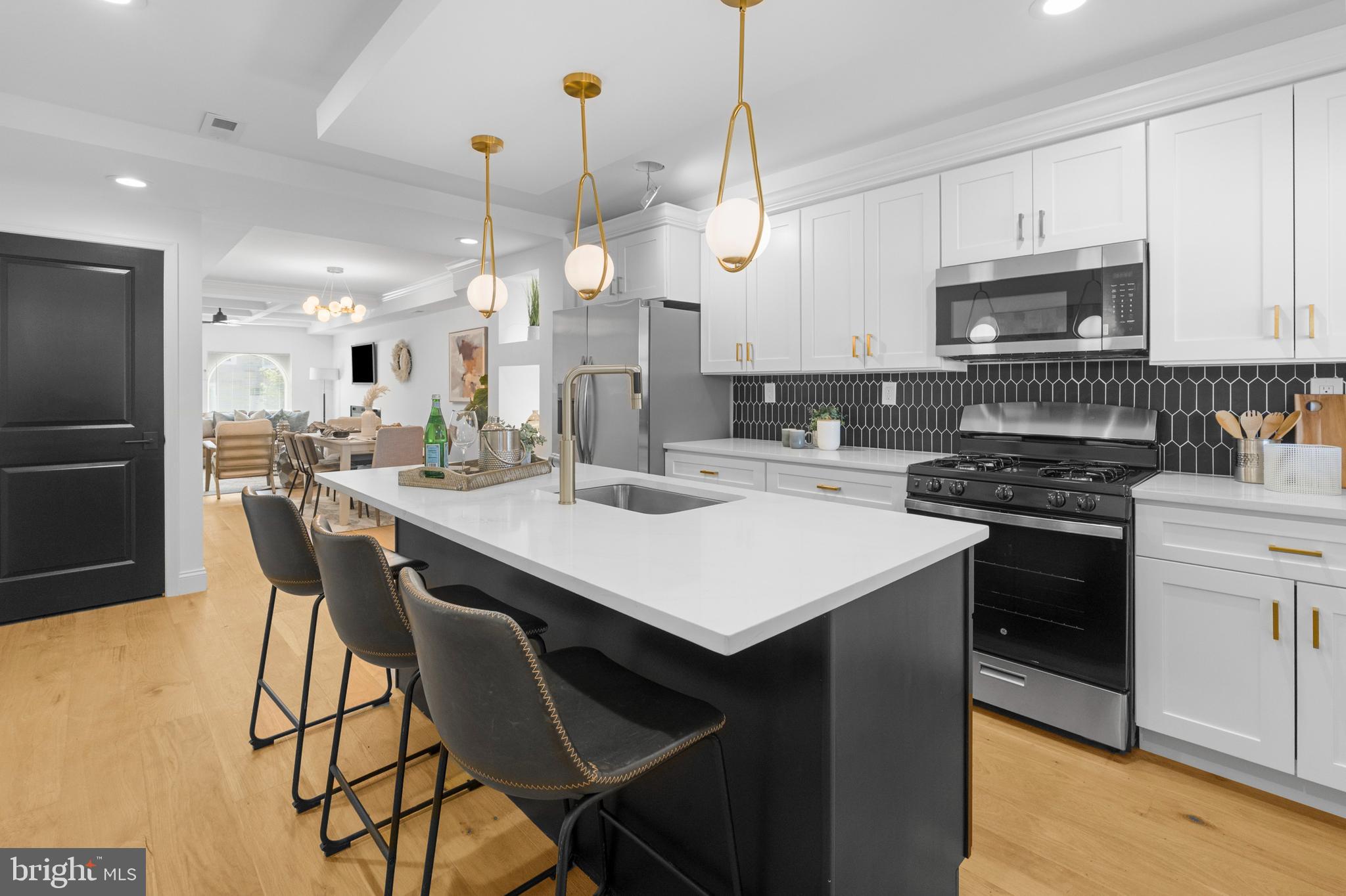 EAST BALTIMORE MIDWAY - Residential