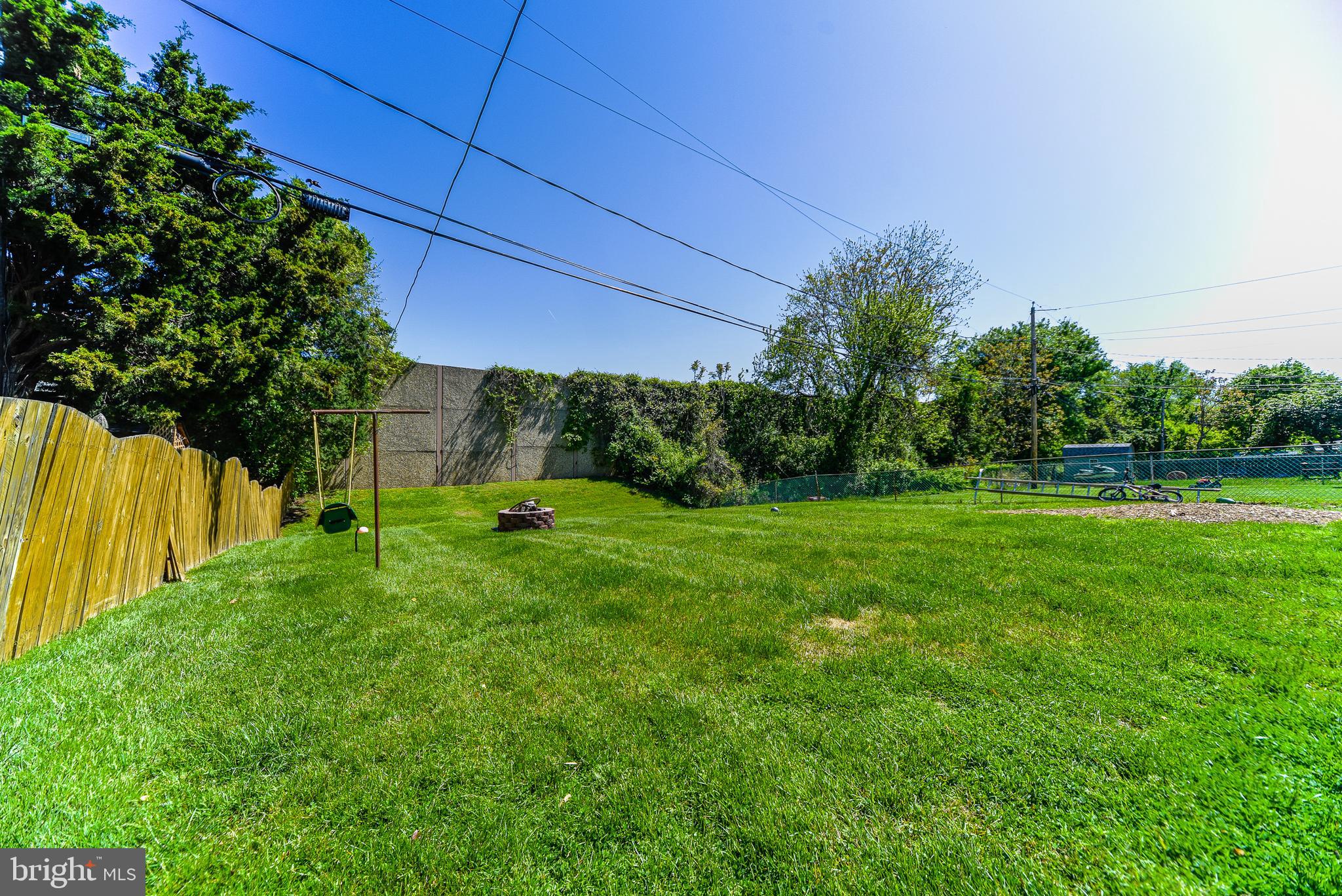 CRESTWOOD - Residential