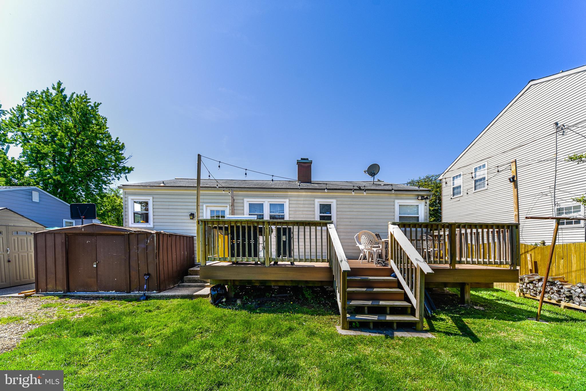 CRESTWOOD - Residential