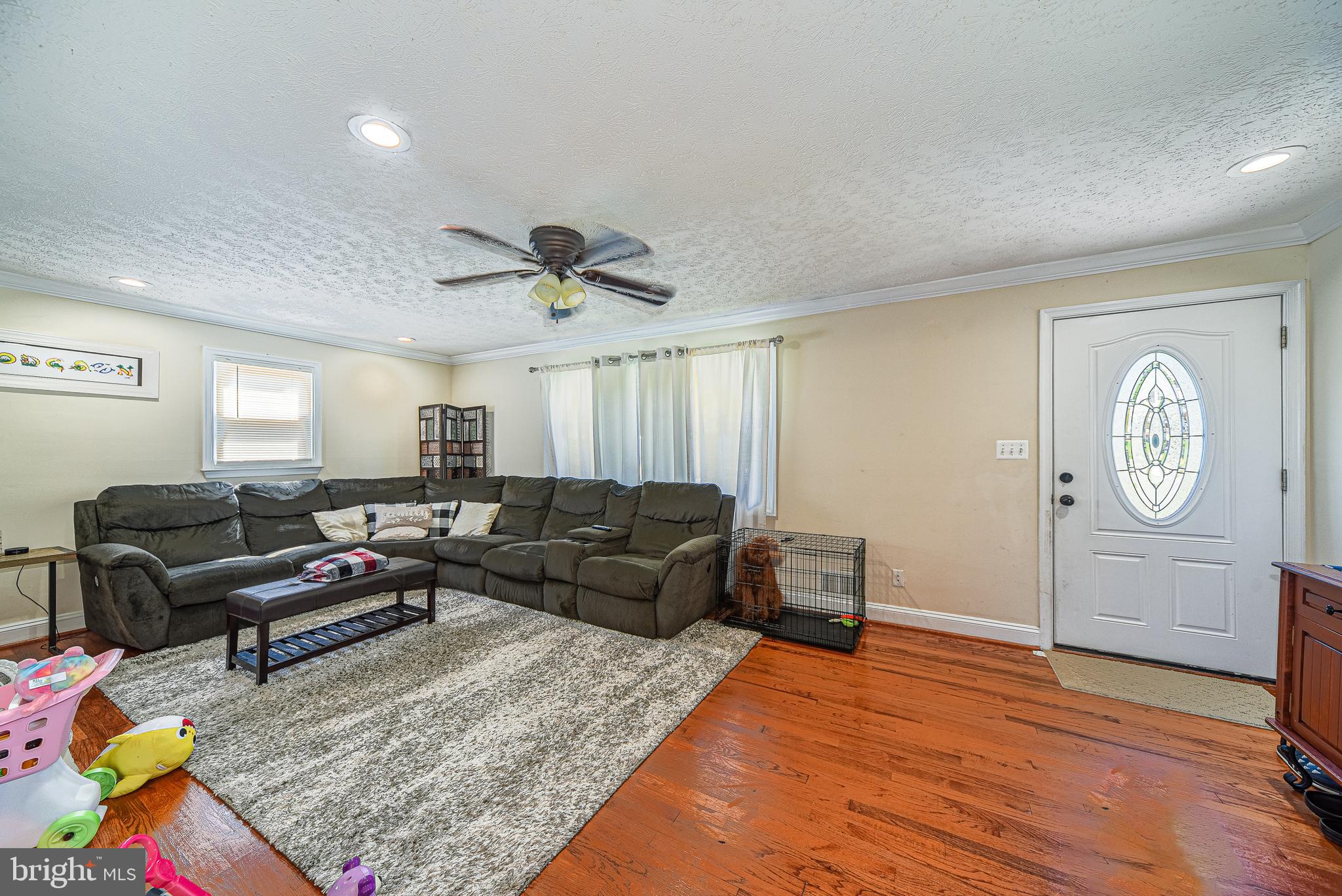 CRESTWOOD - Residential