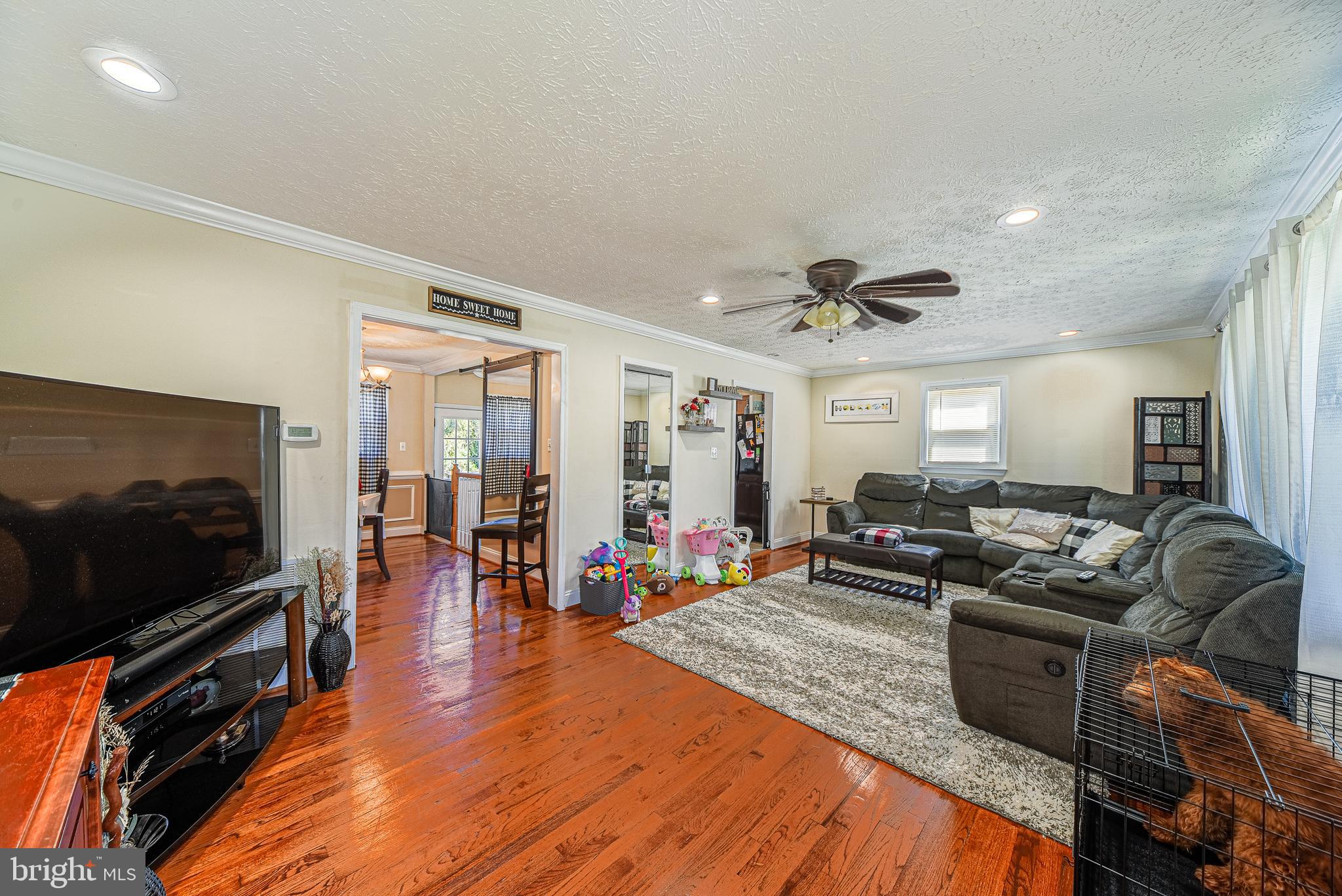 CRESTWOOD - Residential