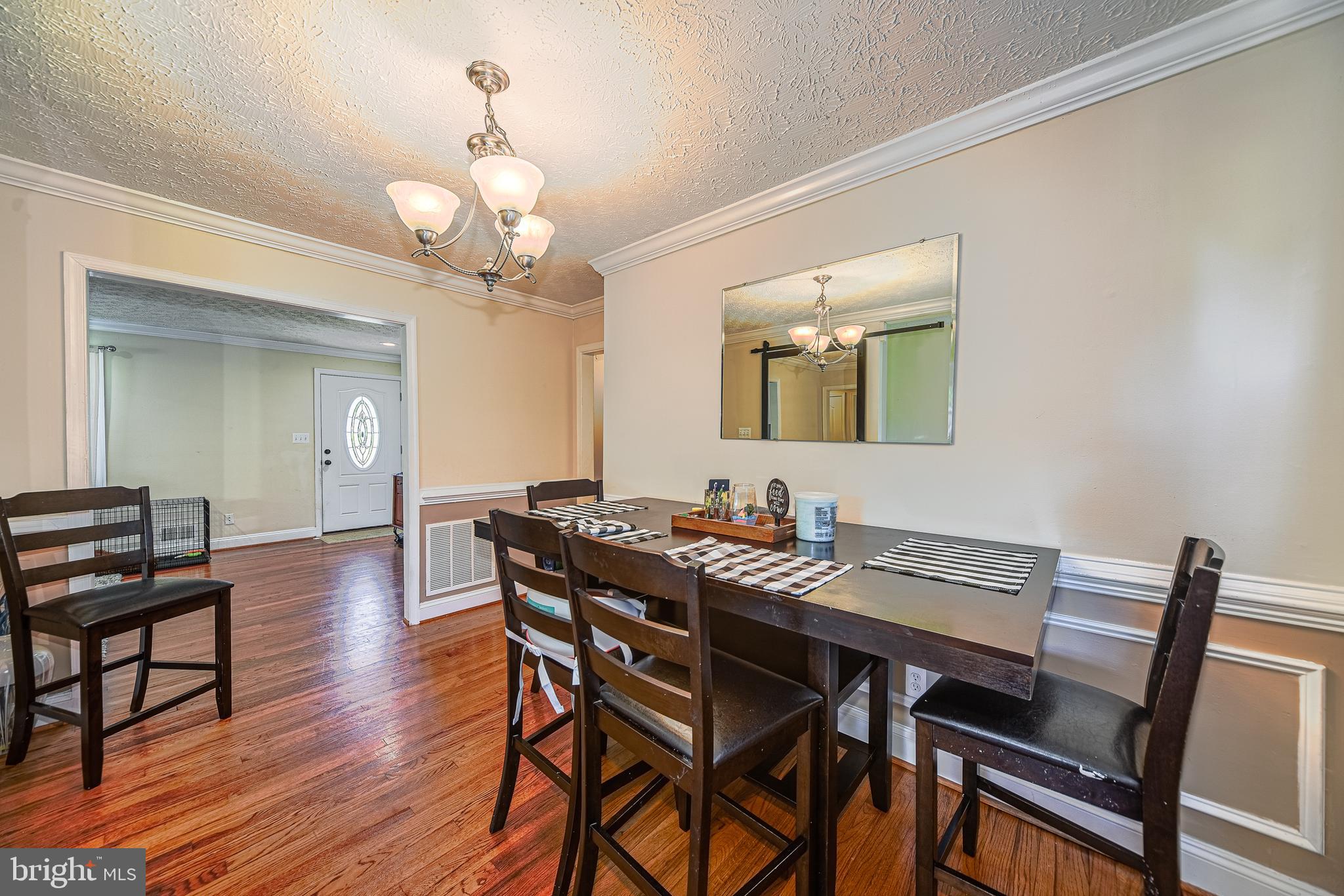 CRESTWOOD - Residential