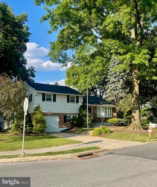 KENLYN MANOR - Residential