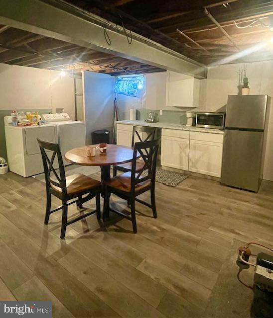 KENLYN MANOR - Residential