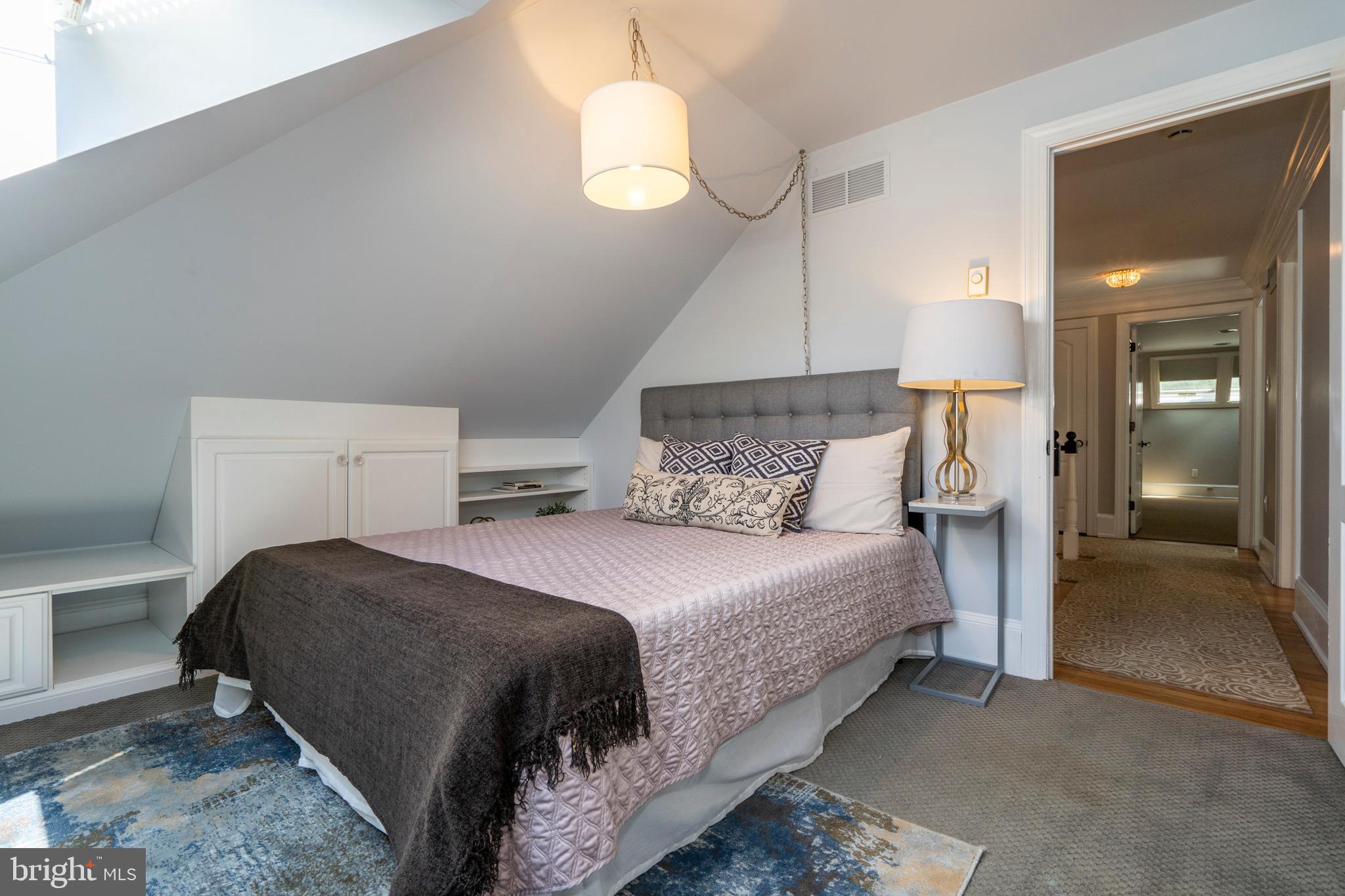 BRYN MAWR - Residential