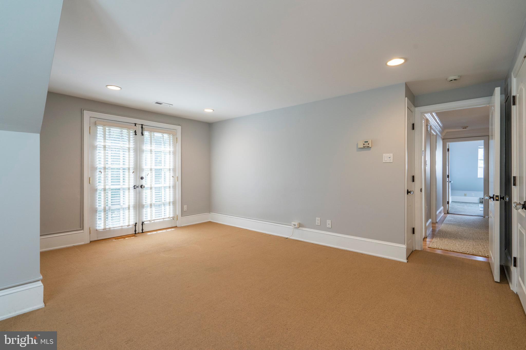 BRYN MAWR - Residential