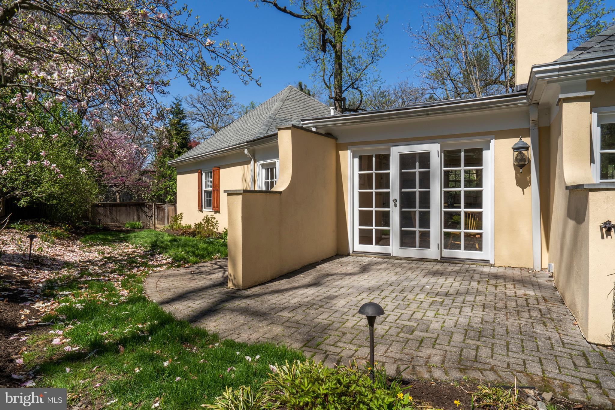 BRYN MAWR - Residential