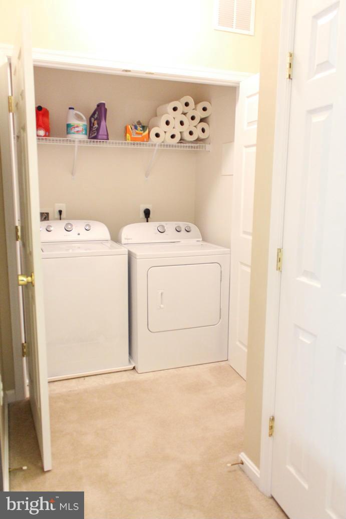 RESIDENCES AT WILDEWOOD - Residential Lease