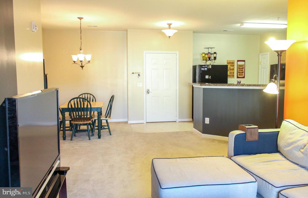 RESIDENCES AT WILDEWOOD - Residential Lease