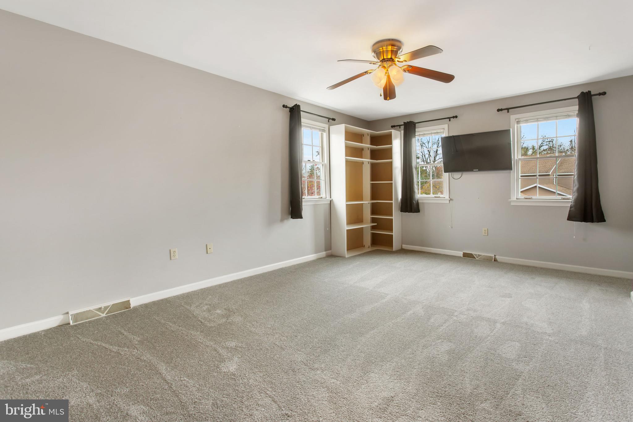 GRANDVIEW PARK - Residential