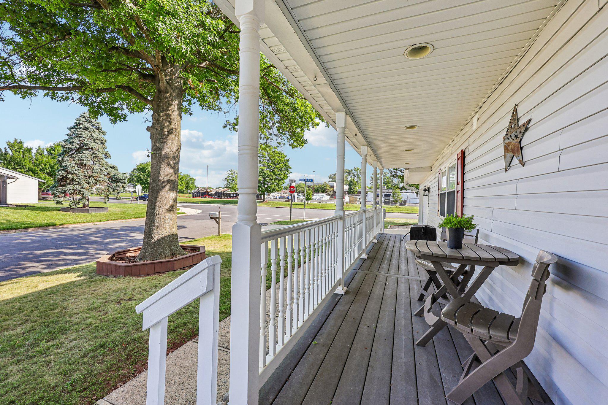 2 BEECHER PLACE